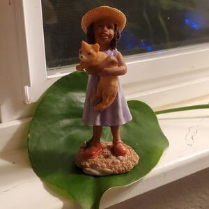 Figurine .